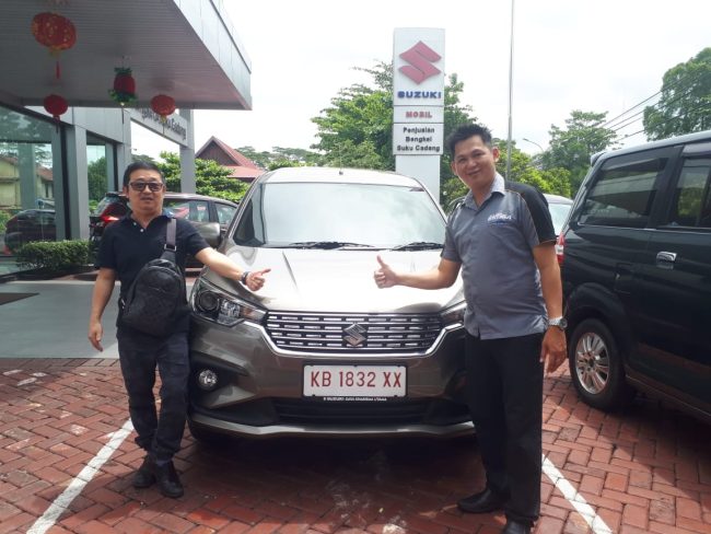 DO Sales Marketing Mobil Dealer Suzuki Ahyong (15) Suzuki Pontianak